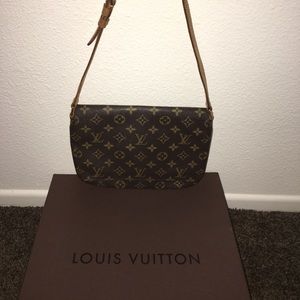 Louis Vuitton Musette Tango Shoulder Bag